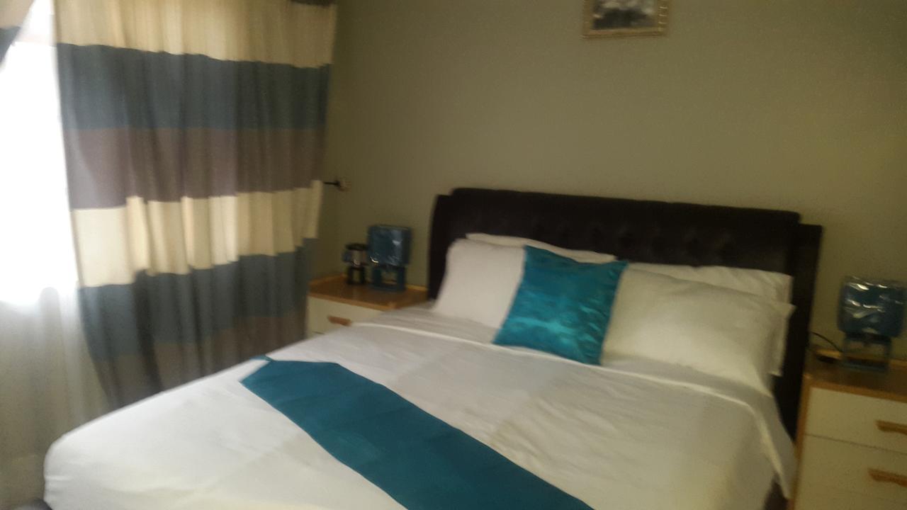 Tintech Bed & Breakfast Francistown Buitenkant foto