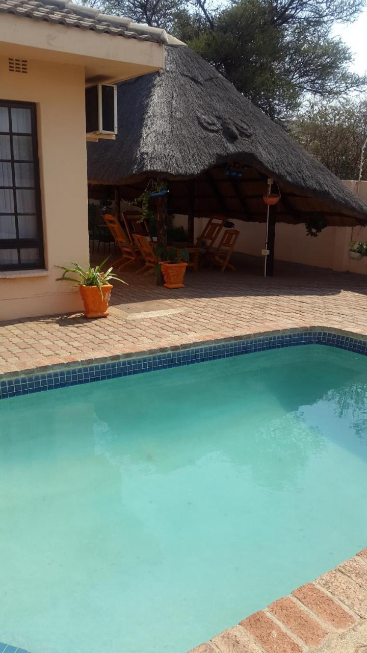 Tintech Bed & Breakfast Francistown Buitenkant foto